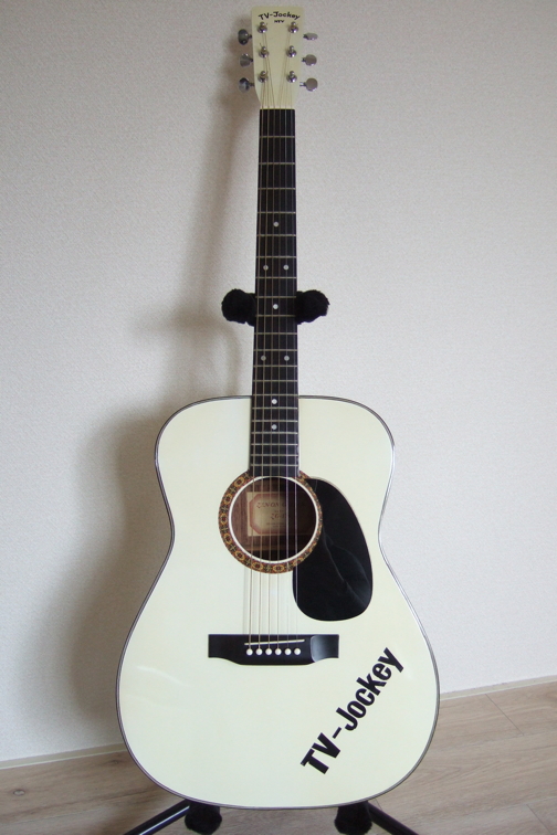 白いギター】それはＴＶジョッキーでもらえた憧れのギターだ 