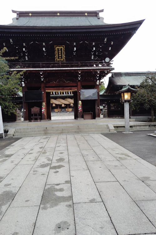 宮地嶽神社の楼門